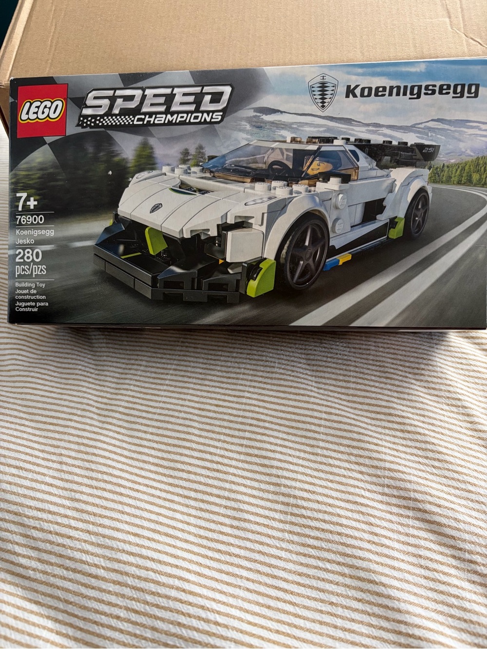 Speed Champions Koenigsegg Lego set